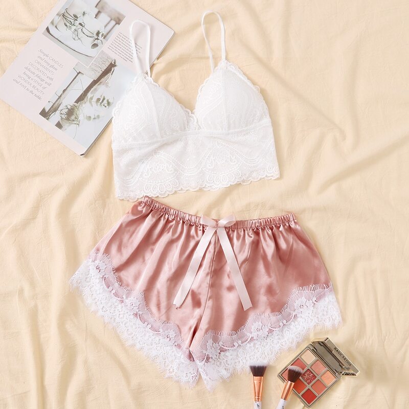 

Contrast Lace Satin Lingerie Set, Multicolor