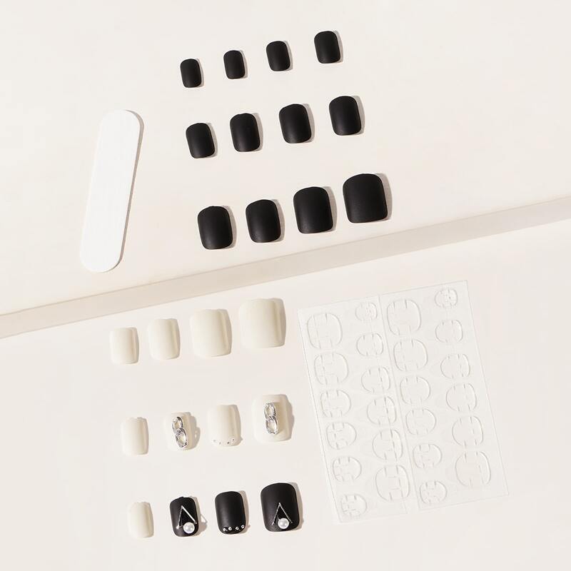 

24pcs Faux Pearl Decor Fake Nails & Double Sided Tape & Manicure, Black and white