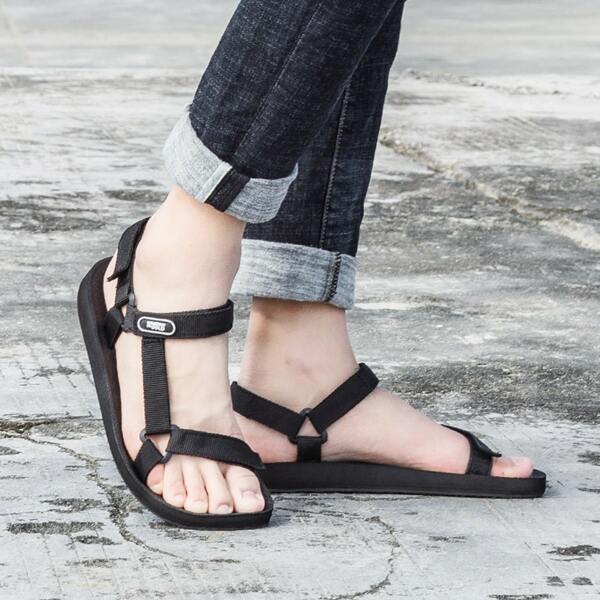 

Men Minimalist Velcro Strap Sandals, Black