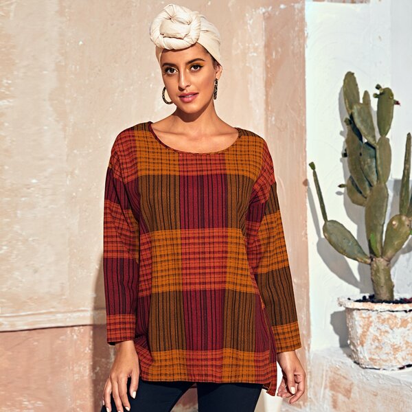 

Slit Hem Plaid Round Neck Blouse, Multicolor