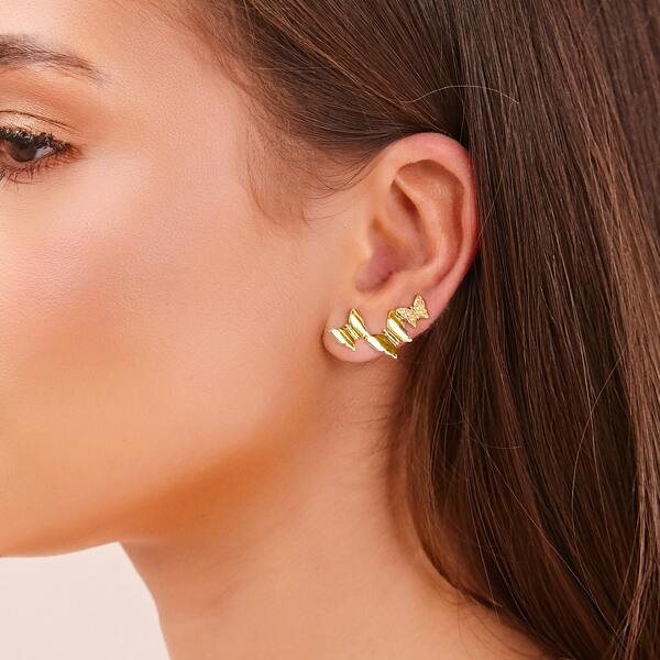 

1pair Butterfly Rhinestone Pave Ear Crawlers, Gold