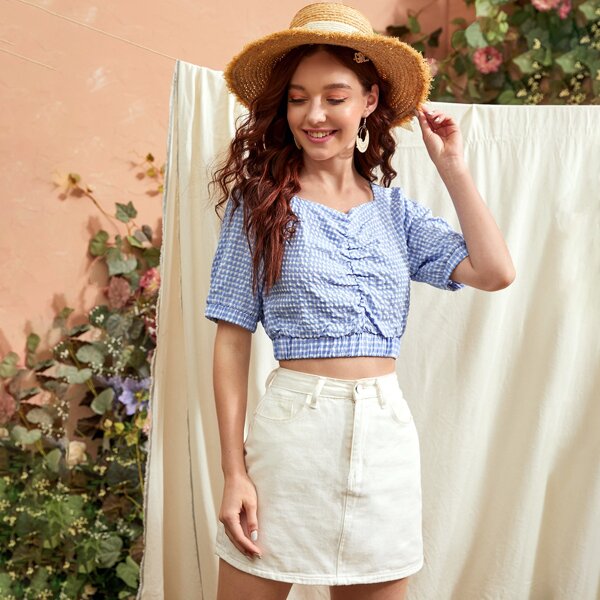 

Gingham Ruched Sweetheart Neck Crop Blouse, Blue