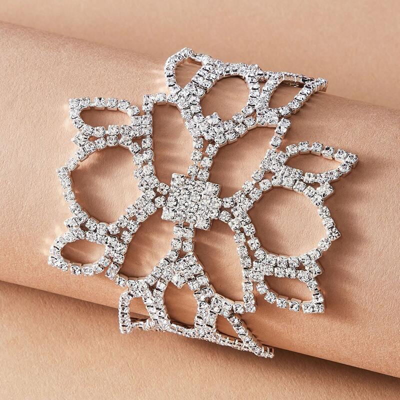 

1pc Rhinestone Engraved Hollow Out Floral Bracelet, Silver