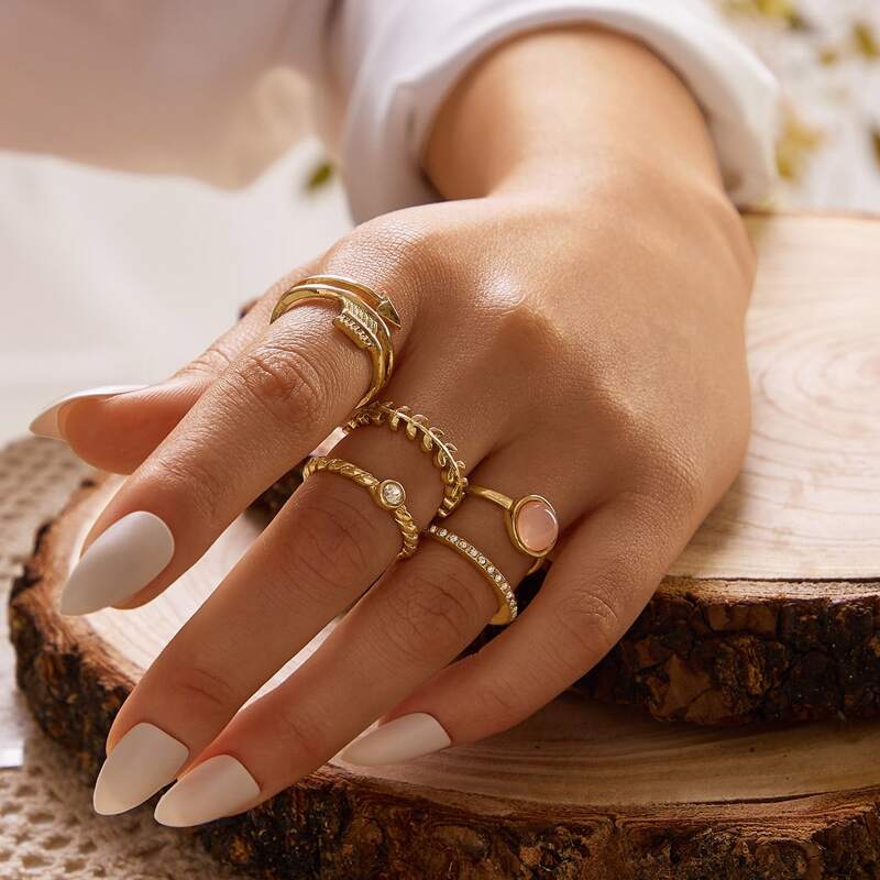 

5pcs Rhinestone Engraved Arrow Decor Ring, Gold