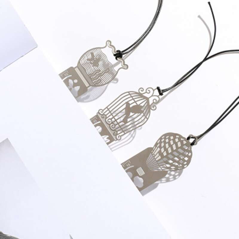 

1pc Hollow Out Ruler Bookmark