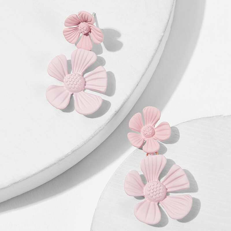 

1pair Flower Drop Earrings, Pink