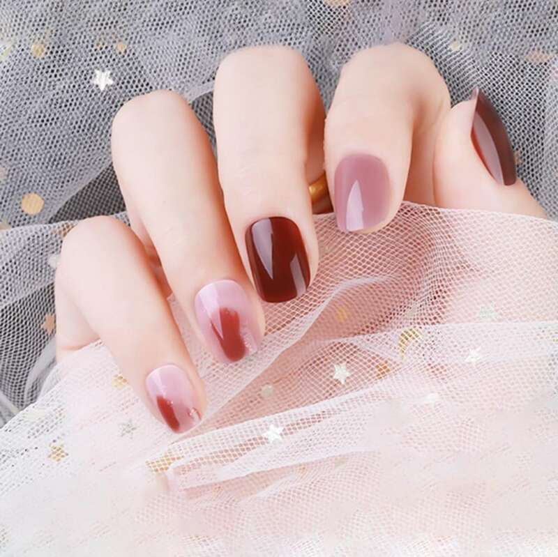 

24pcs Fake Nails & Double Sided Tape & Manicure, Multicolor