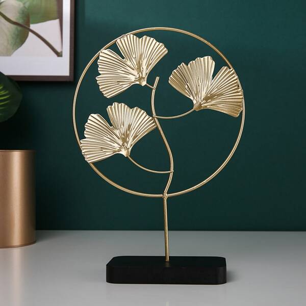 

1pc Textured Ginkgo Leaf Design Round Decoration