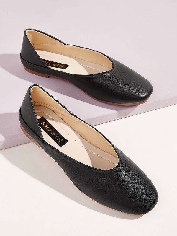 minimalist ballet flats