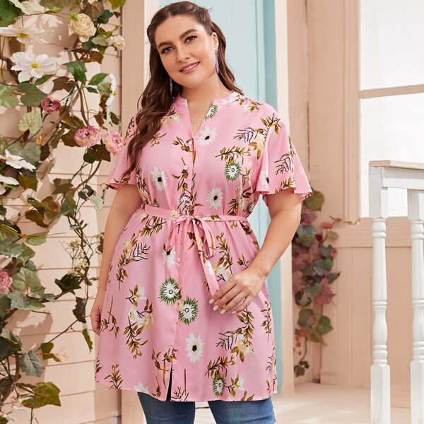 

Plus Flutter Sleeve Buttoned Belted Botanical Blouse, Pink