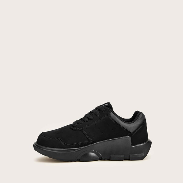 

Кроссовки на шнурках, Чёрный