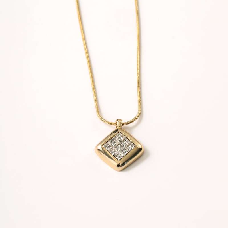

1pc Rhinestone Engraved Geometric Charm Necklace, Gold