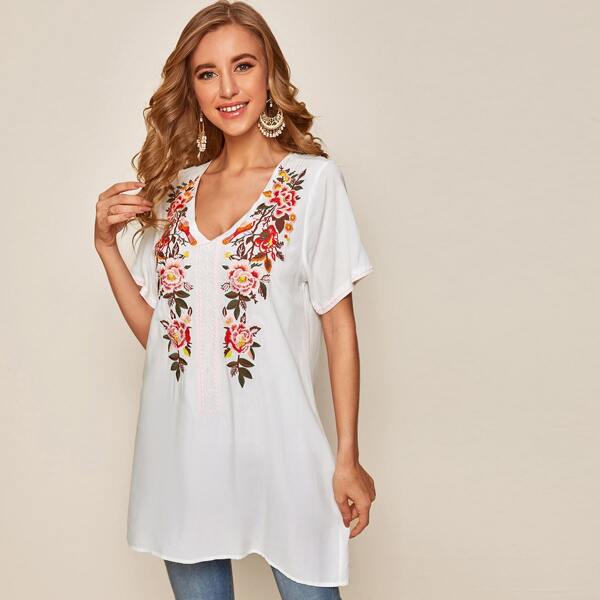

Floral Embroidery V-neck Blouse, White