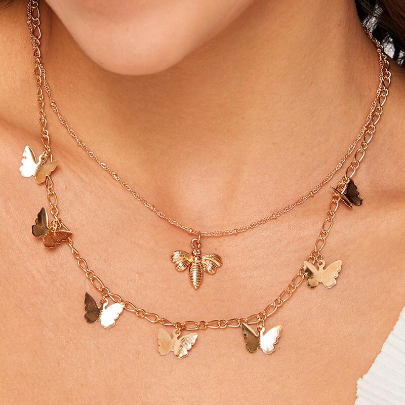 

1pc Butterfly Pendant Layered Necklace, Gold