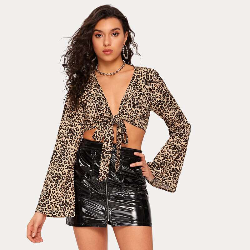 

Leopard Tie Front Crop Top, Multicolor