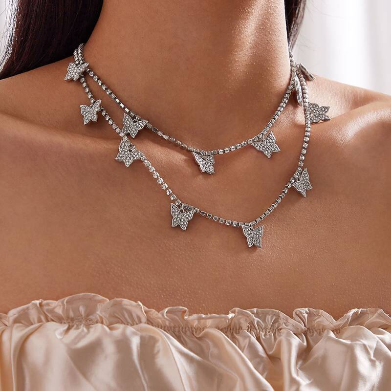 

1pc Butterfly Charm Layered Necklace, Silver