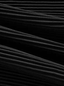 SHEIN EZwear Ruffle Waist Pleated Shorts - Black - View 4