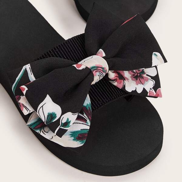 

Floral Graphic Bow Decor Sliders, Black