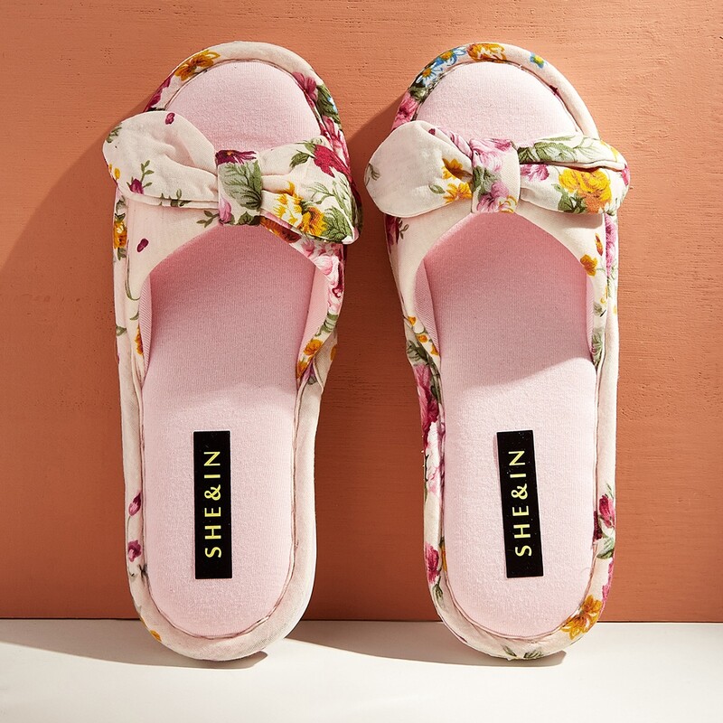 

Bow Decor Floral Slippers, Pink