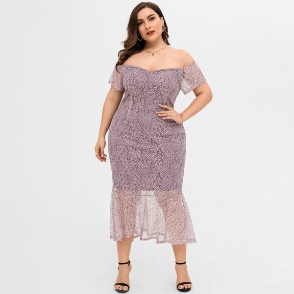 

Plus Lace Bustier Mermaid Prom Dress, Purple