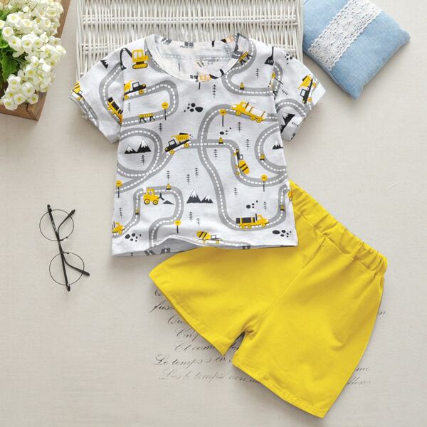 

Toddler Boys Cartoon Graphic Tee With Shorts, Multicolor