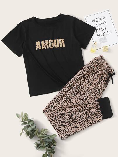 Set pigiama / abbigliamento da notte con grafica a stampa leopardo e lettera