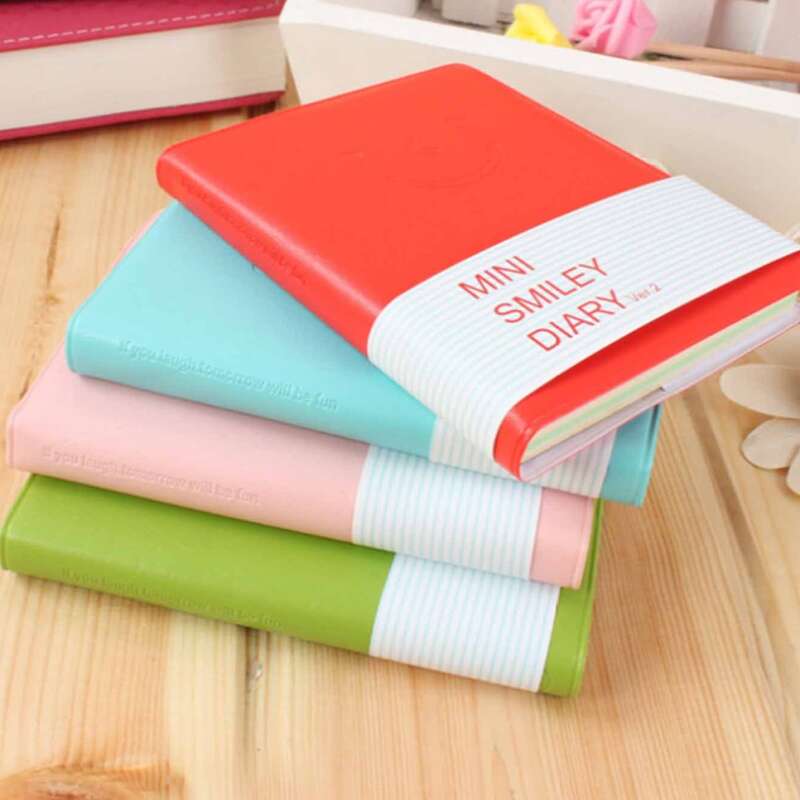 

1pack Smiley Face Pattern PU Cover Random Notebook