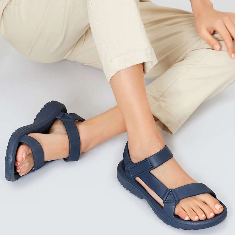 

One Sided Velcro Ankle Athletic Universal Sandals, Navy blue