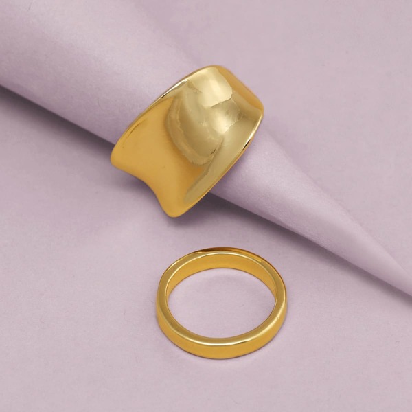 

Set Of Two Square Dipped Rings, Gold