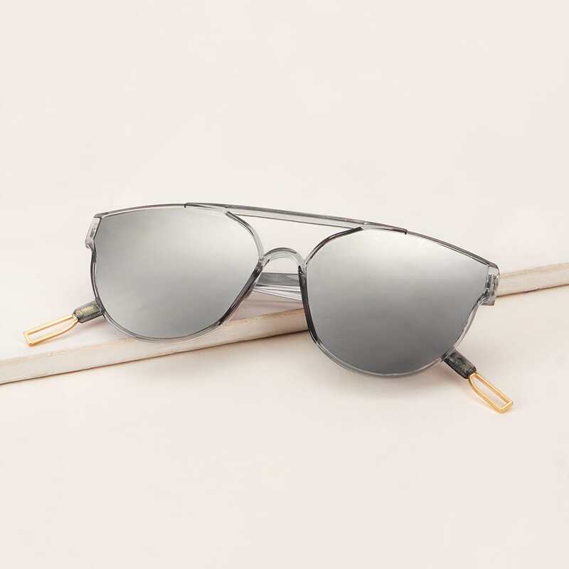 

Top Bar Metallic Sunglasses With Case, Grey