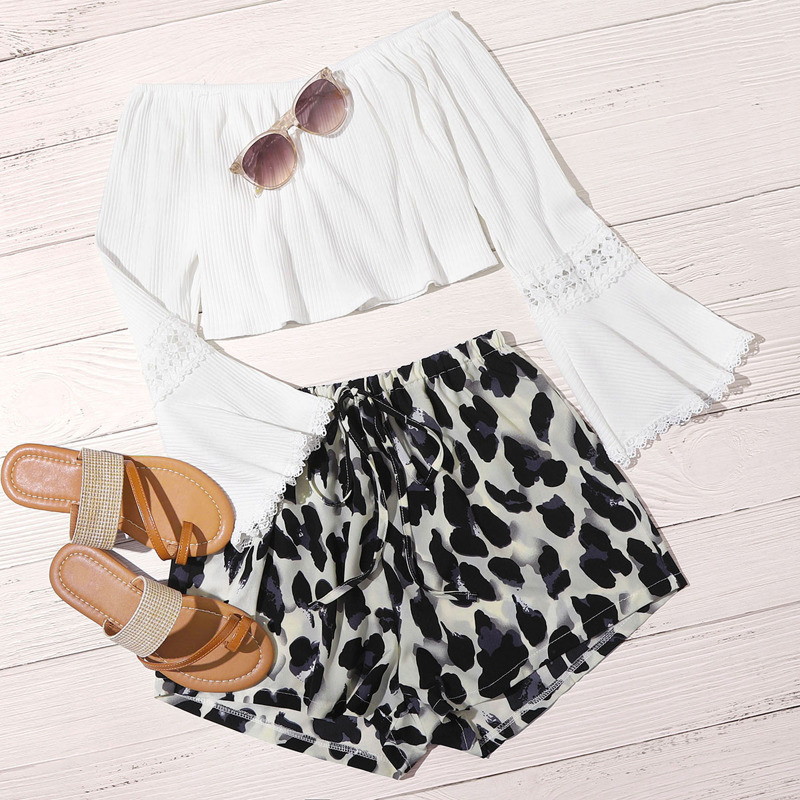 

Off Shoulder Crop Top With Leopard Shorts, Multicolor