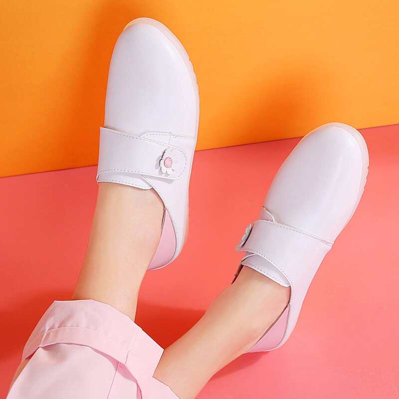 

Floral Appliques Velcro Strap Sneakers, White