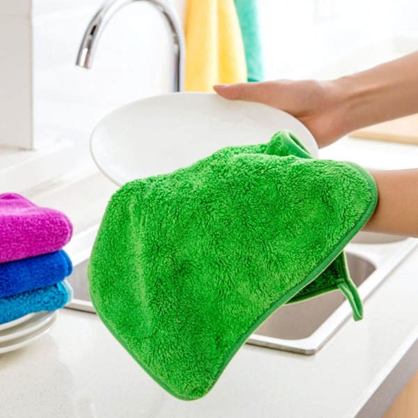 

Чистящая тряпка случайного цвета 1шт