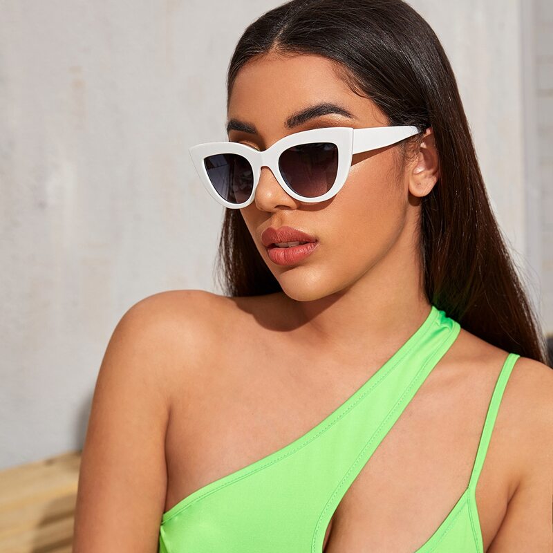 

Cat Eye Acrylic Sunglasses
