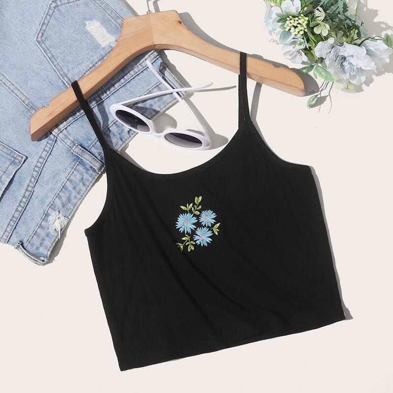 

Daisy Embroidery Crop Cami, Black