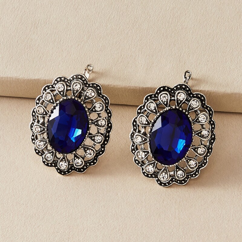 

1pair Gemstone Engraved Hollow Out Geometric Stud Earrings