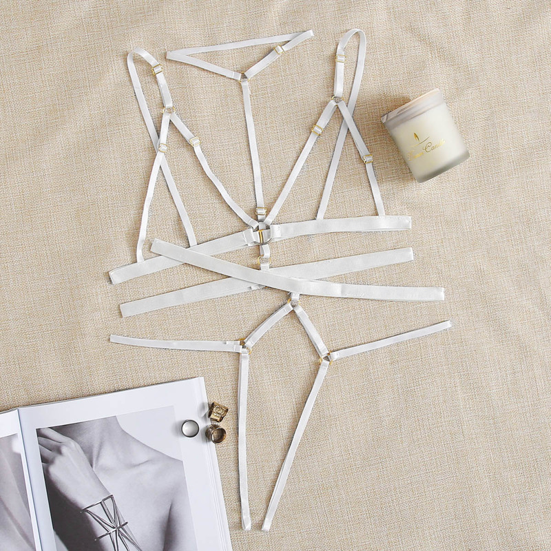 

Ring Linked Cut-out Lingerie Set & Choker, White