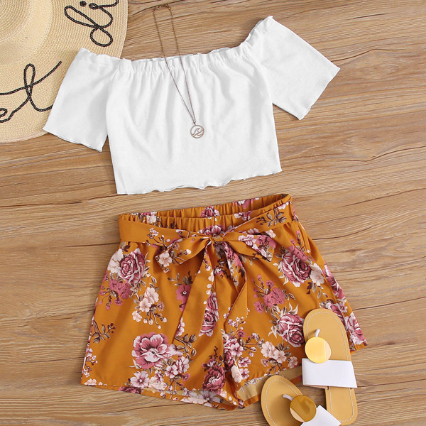 

Off Shoulder Ruffle Trim Top & Self Belted Floral Shorts Set, Multicolor