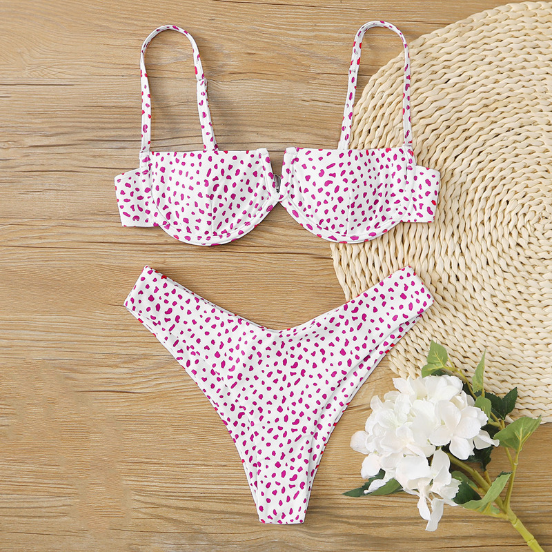 

Dalmatian V Wired Underwire High Cut Bikini Swimsuit, Red