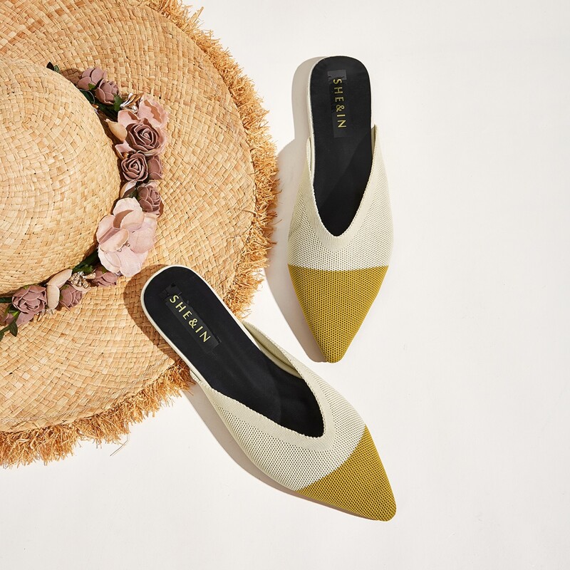 

Point Toe Two Tone Flat Mules, Multicolor