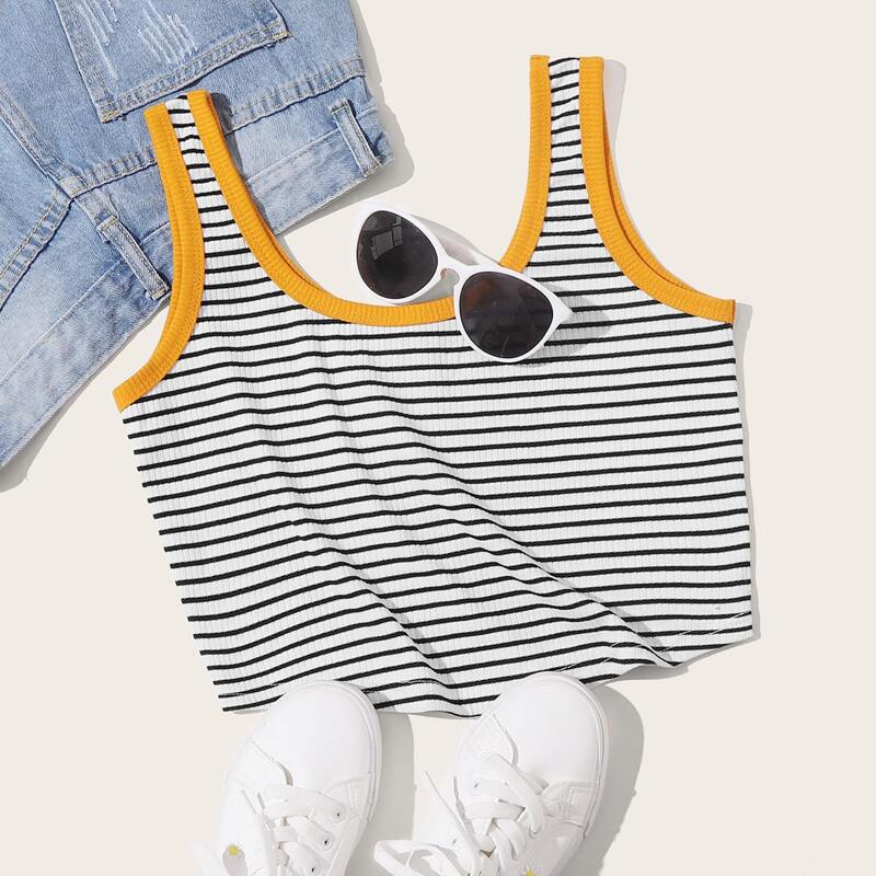 

Contrast Binding Striped Crop Tank, Black and white
