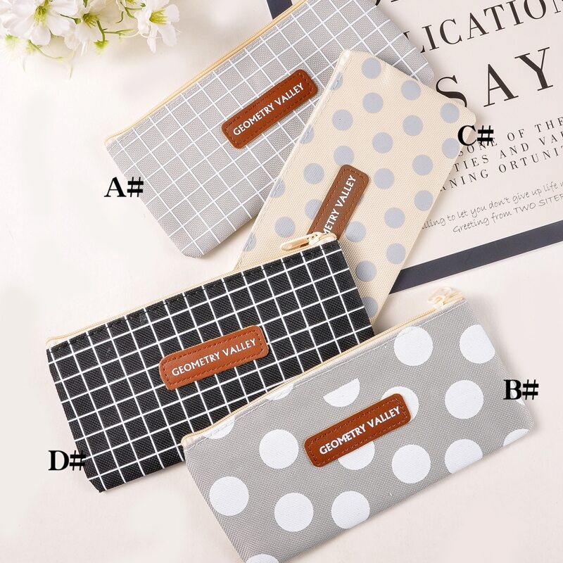 

1pc Plaid & Polka Dot Print Pencil Case