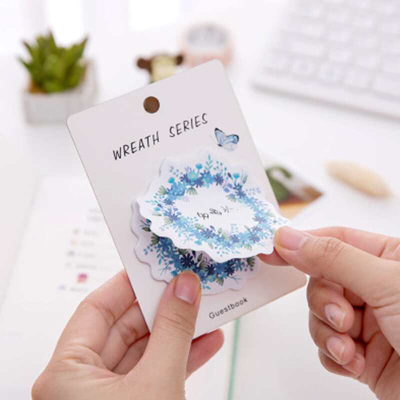 

30pcs Wreath Sticky Note, Multicolor