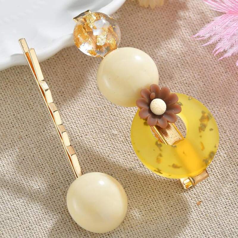 

2pcs Flower Decor Hair Clip, Multicolor