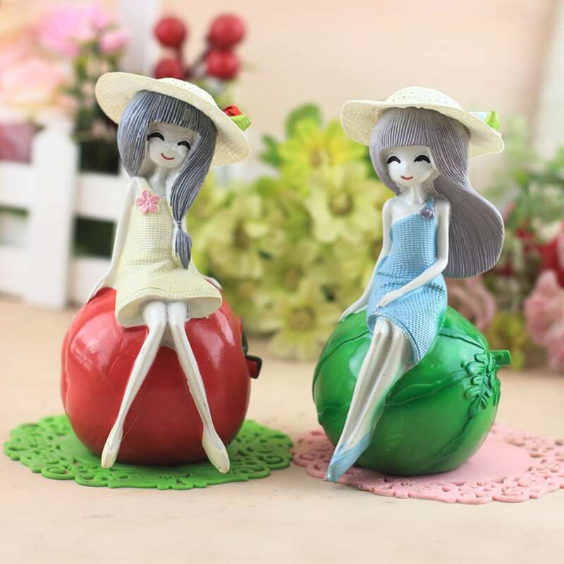 

1pc Girl Shaped Decorative Object