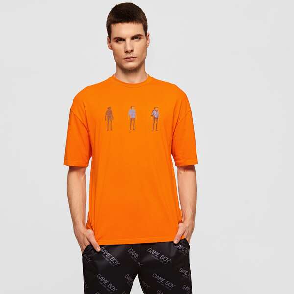 

Men Neon Orange Figure Print Tee, Orange bright