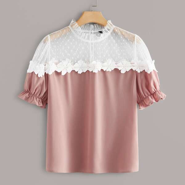 

Plus Dobby Mesh Yoke Appliques Detail Top, Pink