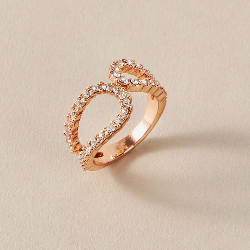 

1pc Rhinestone Engraved Hollow Out Ring, Gold