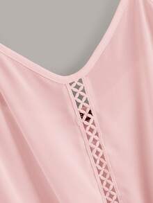 SHEIN VCAY 網眼蕾絲拼接繫帶下擺吊帶上衣 - 粉色 - 查看 3