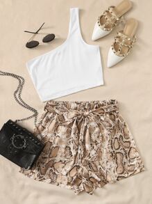 SHEIN 單肩羅紋針織上衣和自腰帶蛇皮紋短褲套裝 - 彩色 - 查看 1